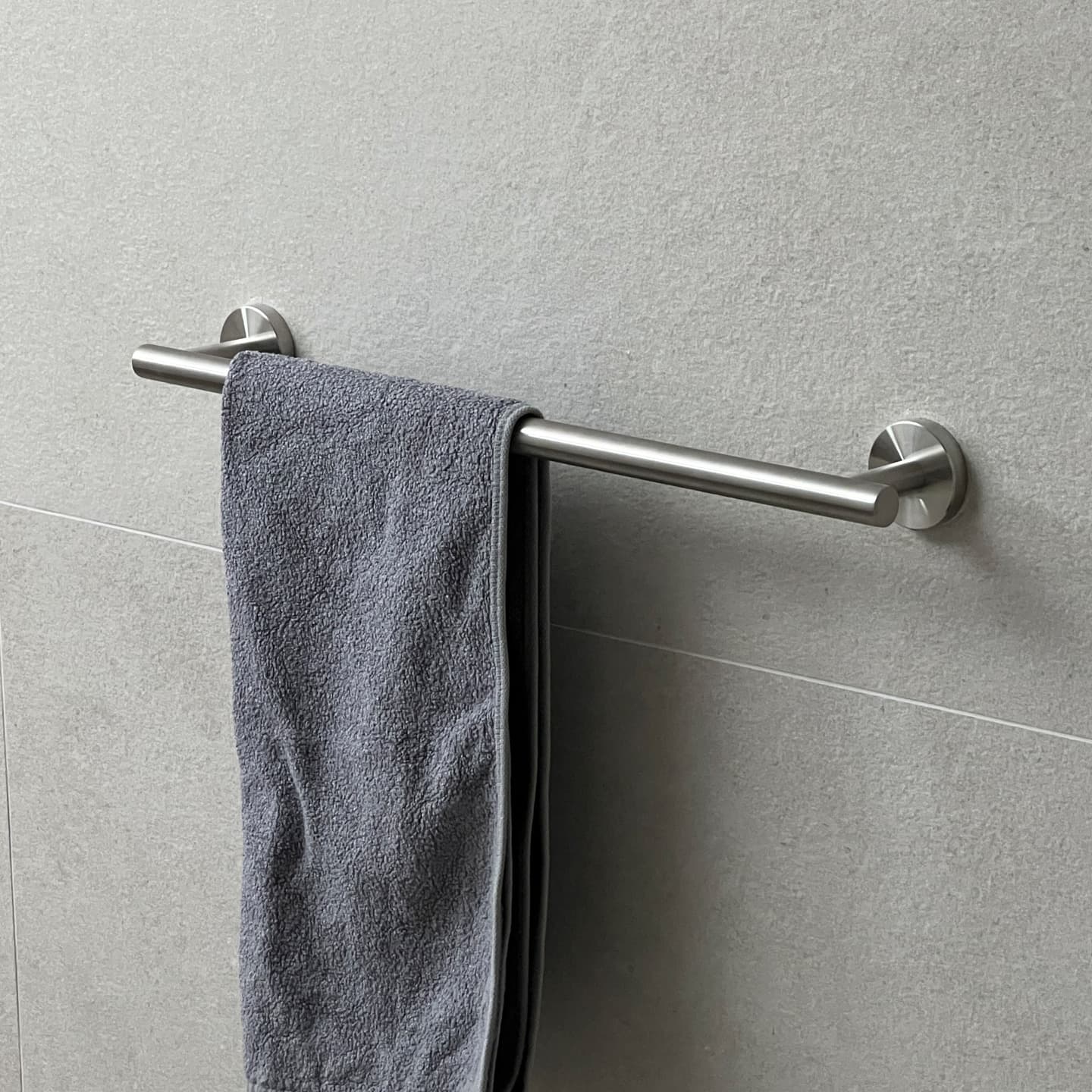 에브리윅 무타공 욕실 수건걸이 샤워타올 접착식 화장실 수건걸이 무광 니켈 스텐