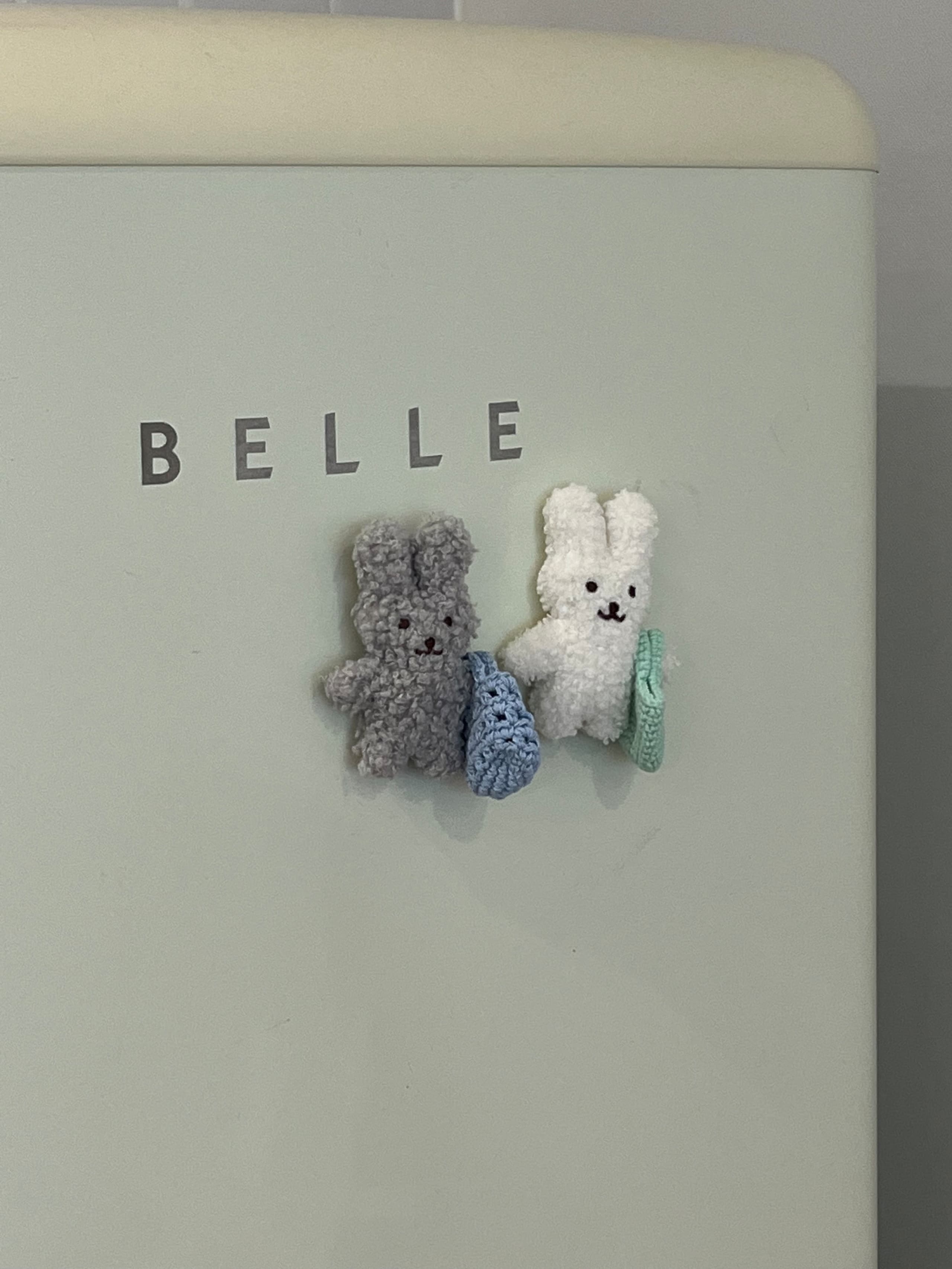 집의 조각들 장보는 토끼 마그넷