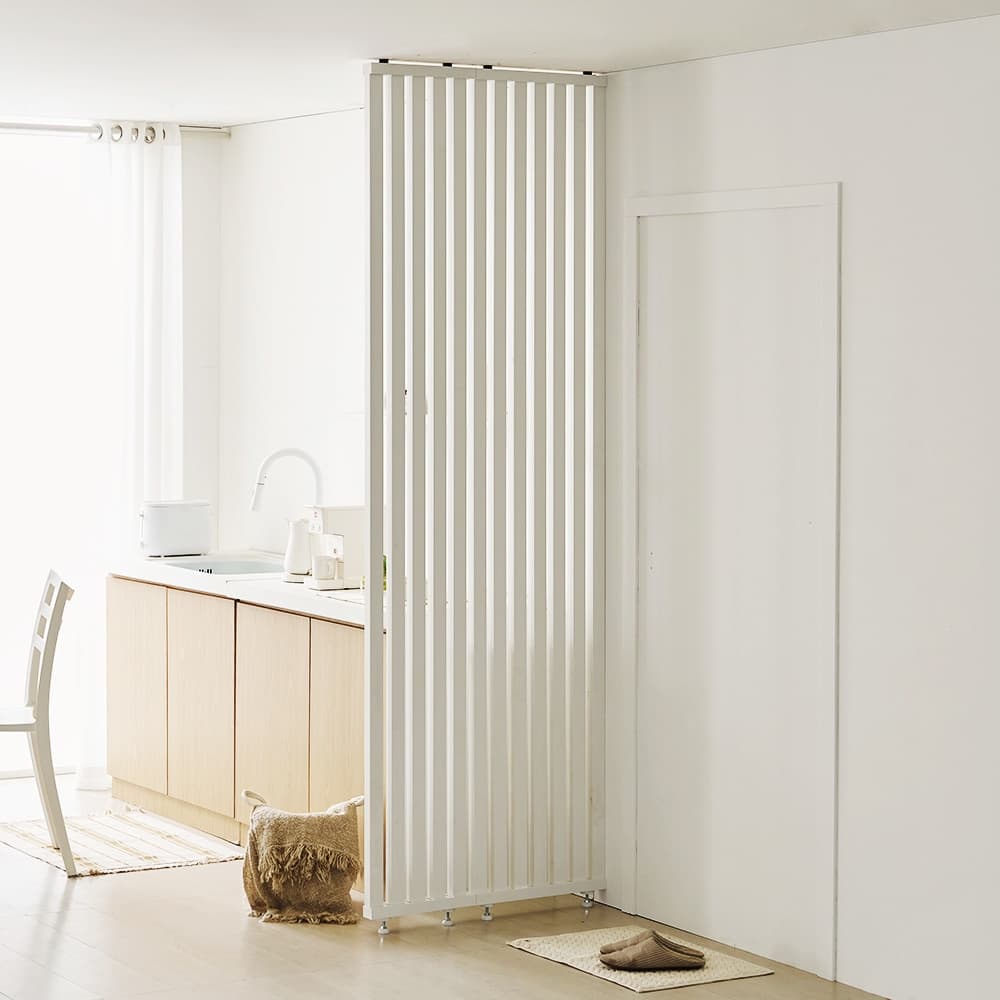 커브앤라인 인테리어 간격이 촘촘한 스트라이프 파티션 가벽 공간분리 가림막 - 최저가 46,942원