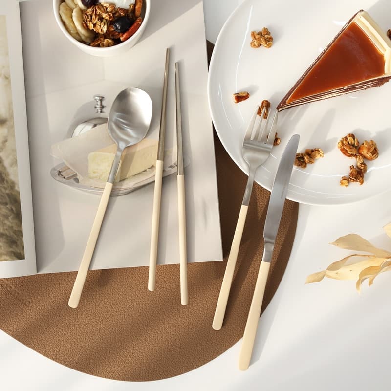 달팽이리빙 퀴진드마망 커트러리 순수 4인 16P 풀세트(수저+젓가락+포크+나이프)