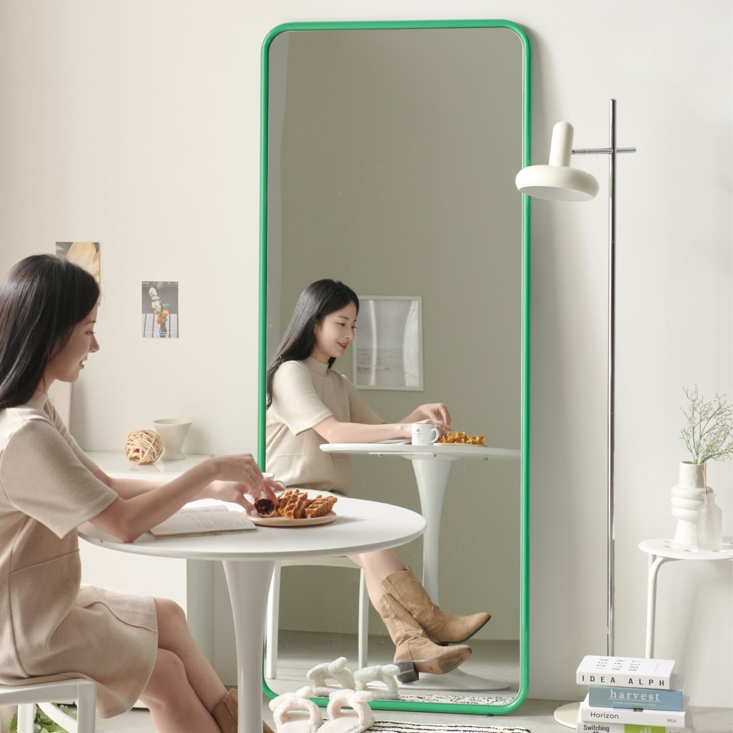 미드센츄리몰 셀레 톤거울 인테리어거울 전신거울 감성거울 카페거울  - 최저가 86,330원