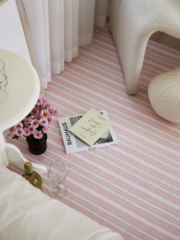 더프리그 폴리에스테르 100%
뒷면 미끄럼방지 도트 100%