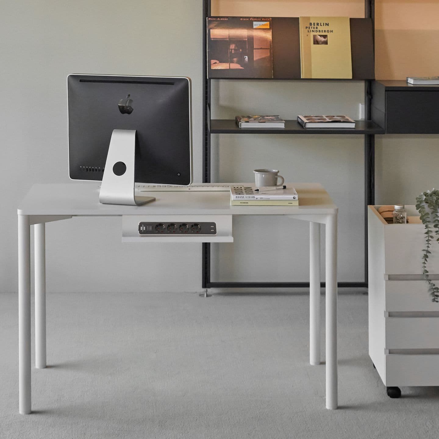 오늘의집 layer 집중을 위한 컴퓨터 책상, 3types, 800/1200/1400/1600 - 최저가 94,000원