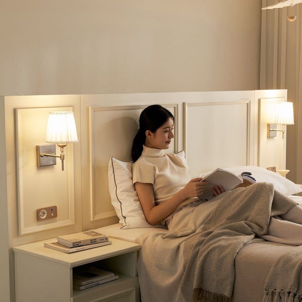 베디스 라비앙로즈 호텔 LED 조명 평상형 침대 프레임 SS / QK / LK / TWIN - 최저가 299,000원