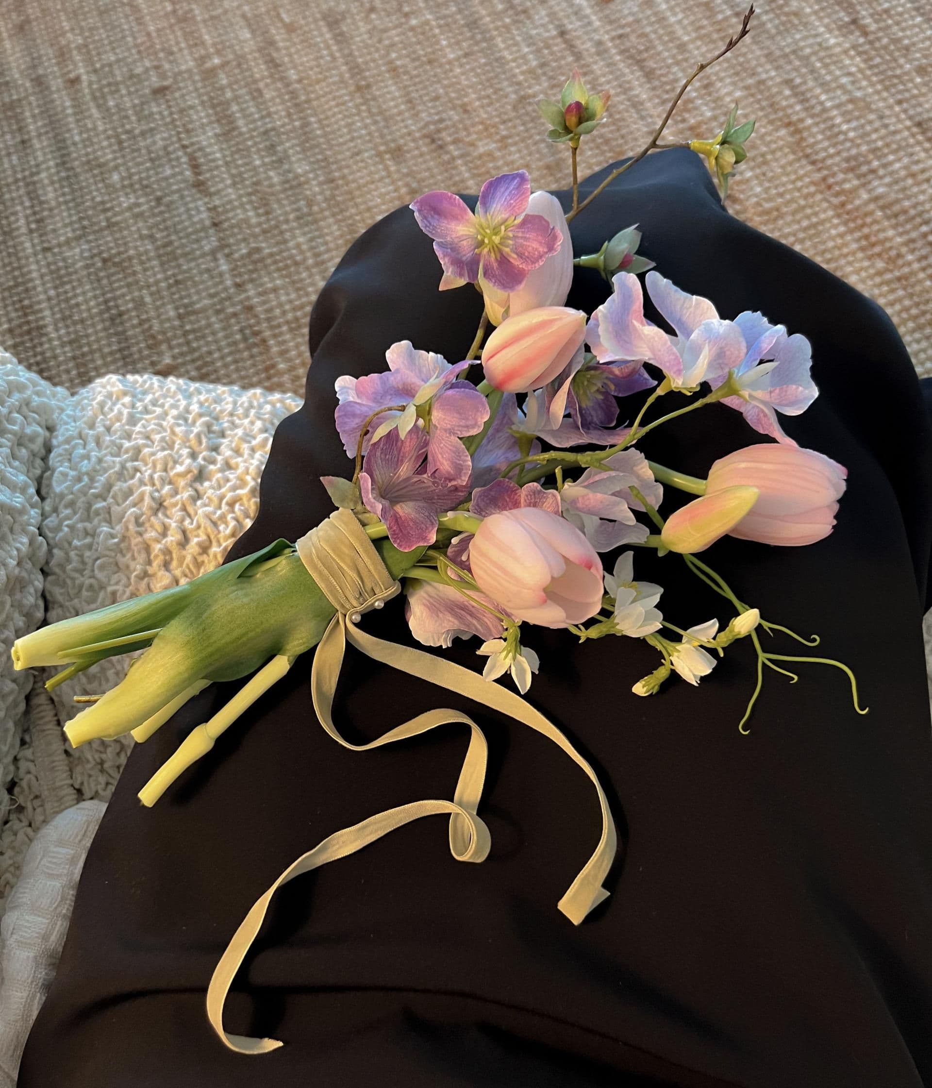 썰스데이그린 웨딩부케 l 빈티지 튤립 조화부케 셀프웨딩촬영 'Pink & Purple Bouquet'