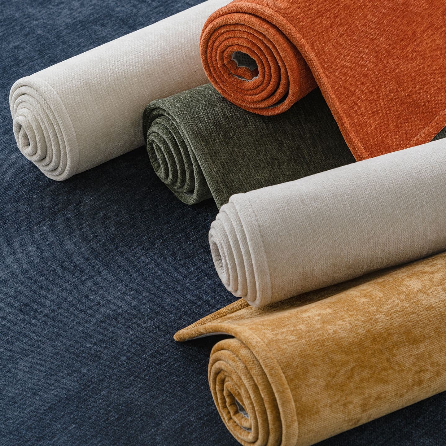 러그룸 폴리에스터 100% (표면 발수처리) / 뒷면 부직포(논슬립도트 처리)