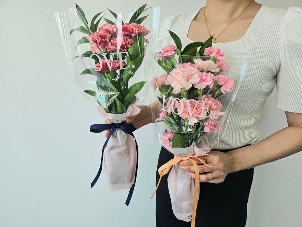 유스풀몰 가정의달 포장된 카네이션 한다발 생화 어버이날 꽃배달싼곳