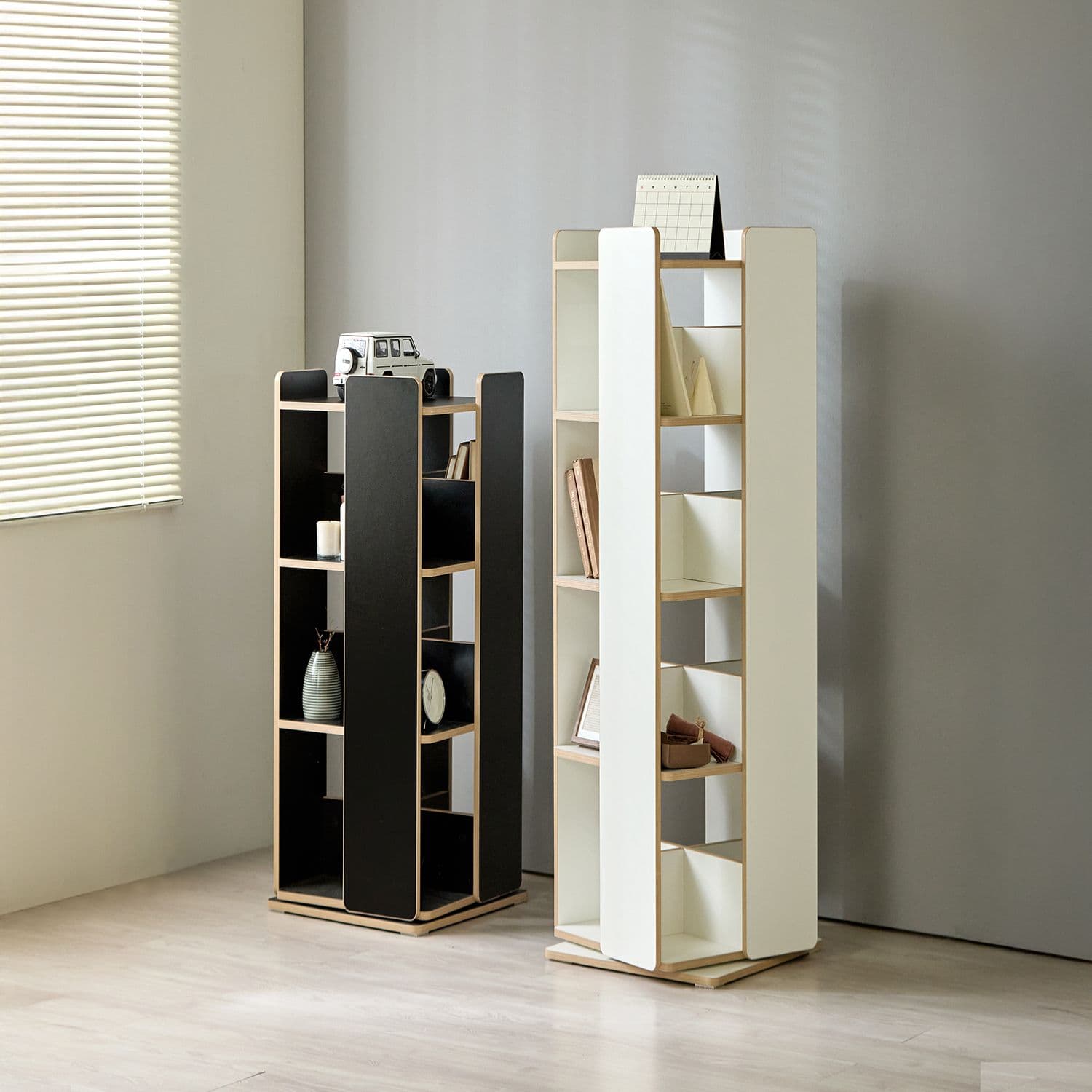 쉬어 Swieo 로코 전면 교구장 사각 회전책장 3단 4단