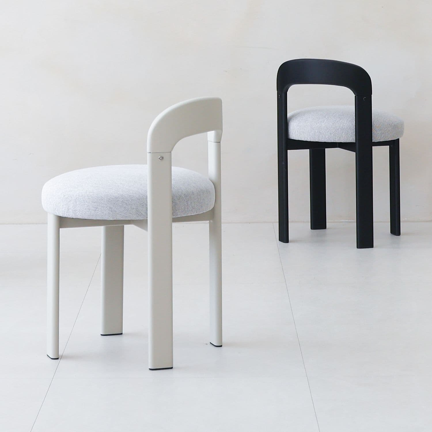 티엔느디자인 루엘 화장대 스툴 의자