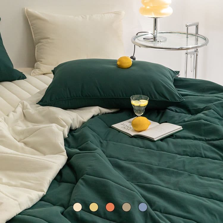 헬로우슬립 소재:세미 나노화이바 워싱(폴리에스테르100%)
충전재:옥수수식물성추출물FIBER 포함한 poly 100%