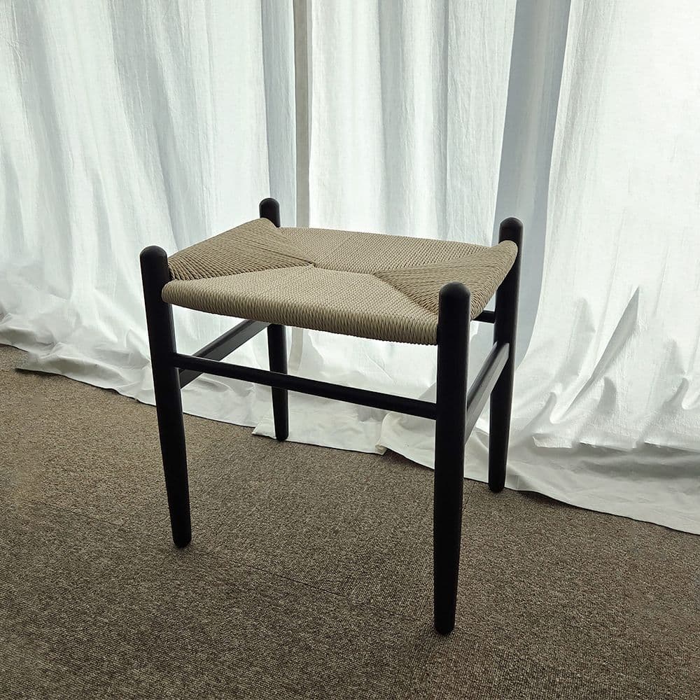 수집품 라탄스툴 원목의자 인테리어 카페의자 화장대 의자