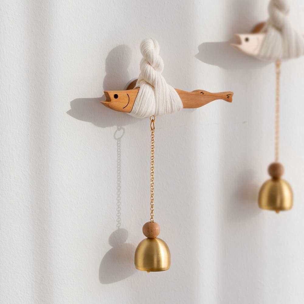 마켓유니버스 액막이명태 도어벨 명주실 북어 원목 현관 문 종 이사 집들이 선물