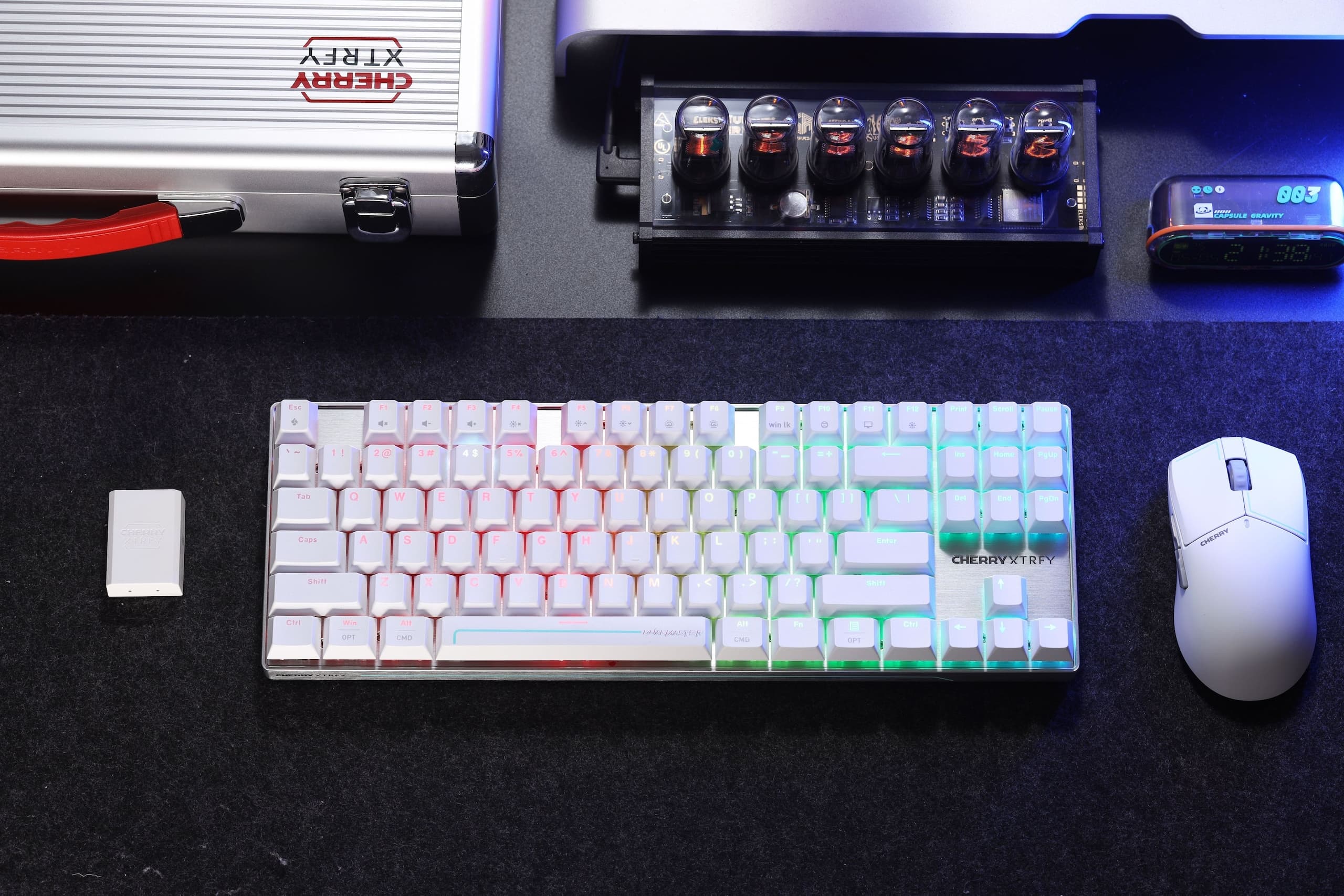 CHERRY 체리 엑스트리파이 MX 8.2 PRO TMR 무선 8K 래피드 트리거 (블랙/화이트) - 최저가 216,504원