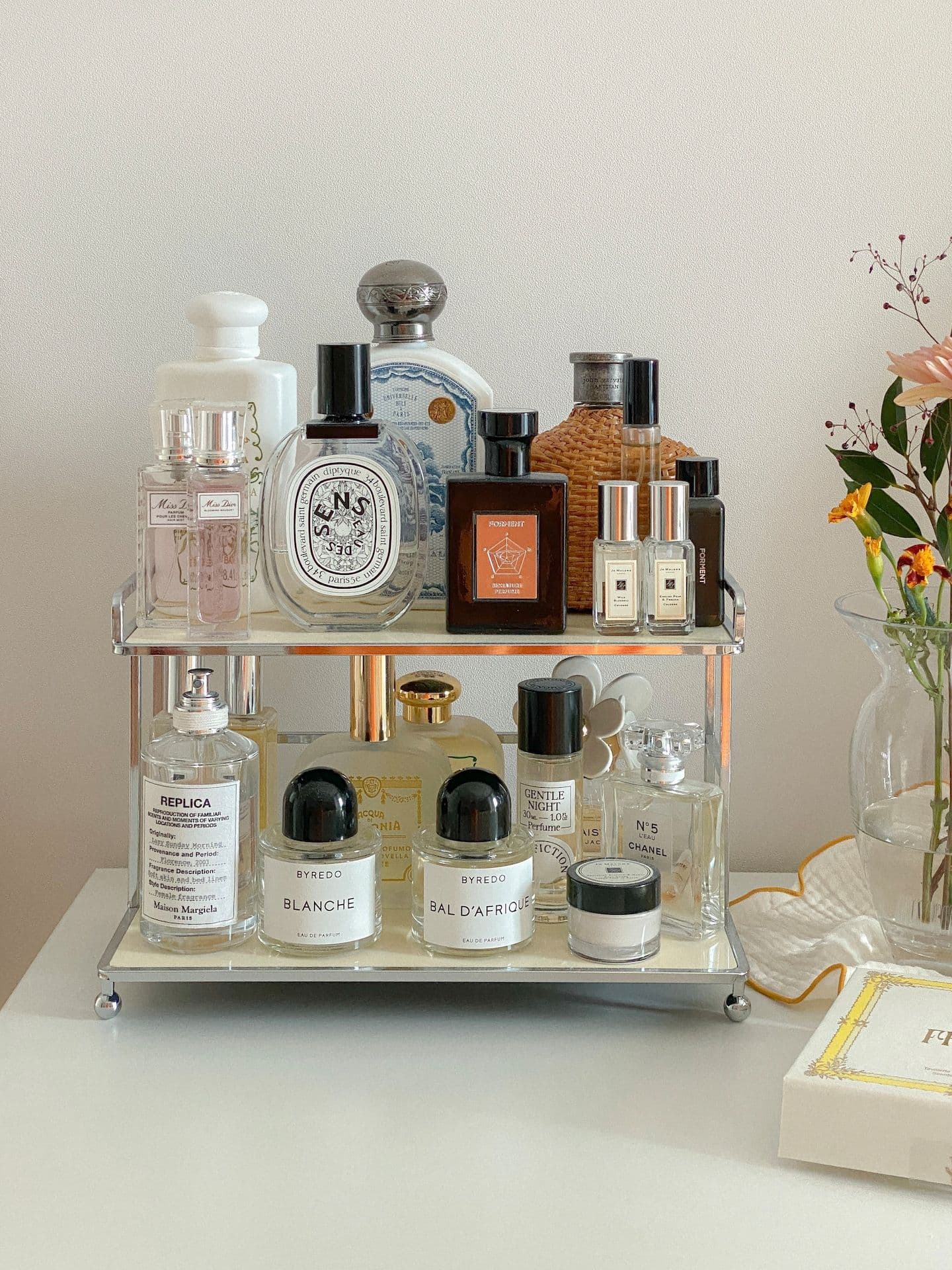 바이에스컴퍼니 2단 모듈 화장품 정리함 향수 선반 정리대