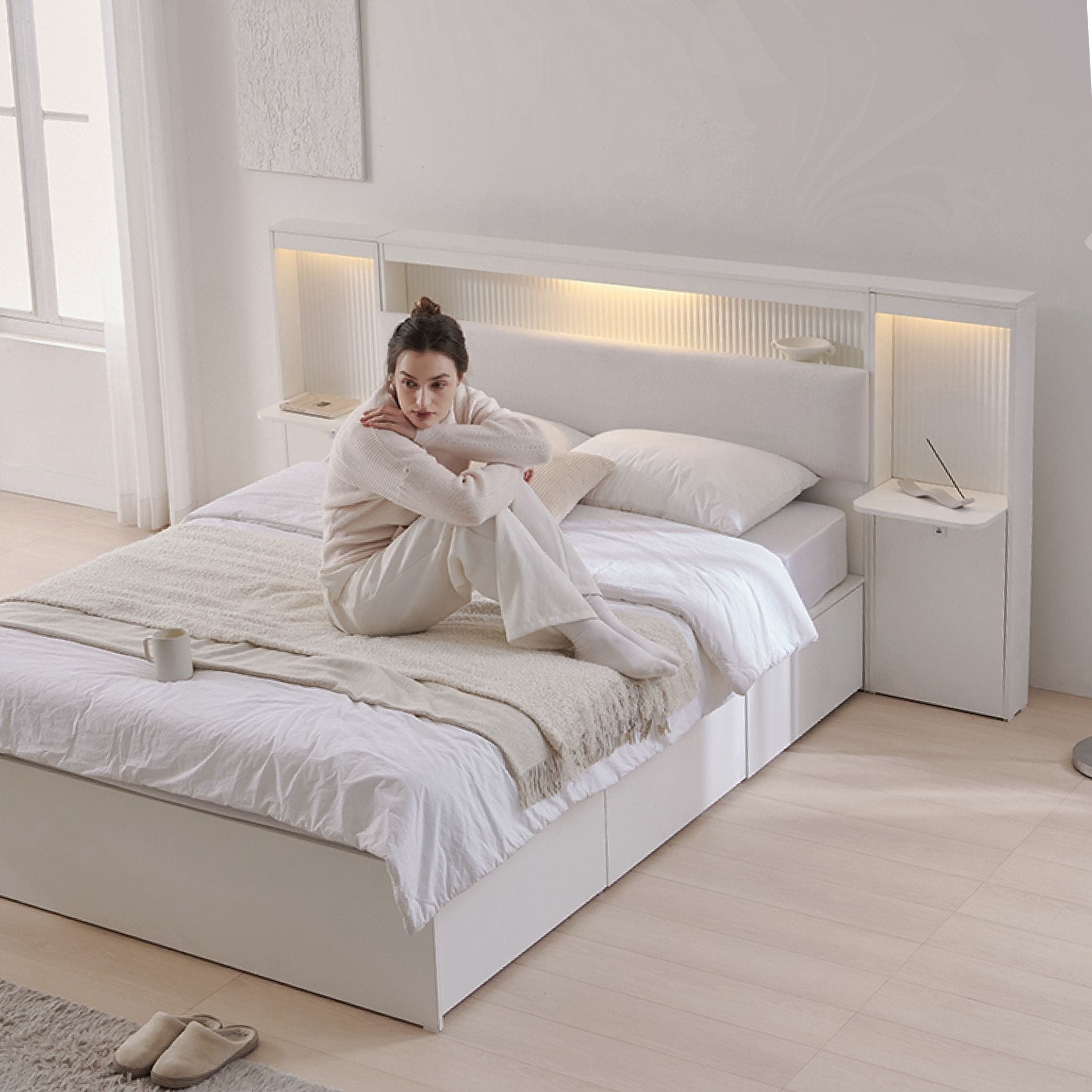 웰퍼니쳐 웰퍼니쳐 루시에 LED 호텔식 빅수납침대