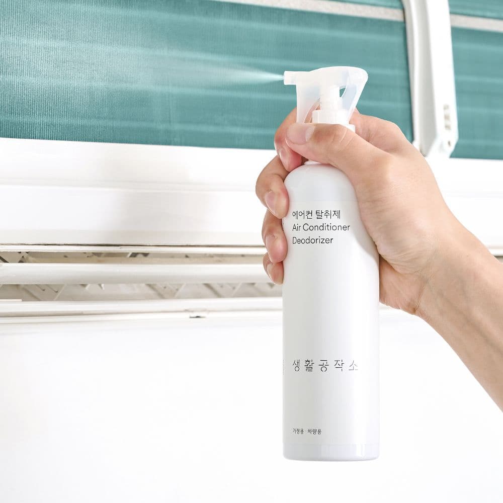 생활공작소 피톤치드향 에어컨 탈취제 냄새제거 300ml