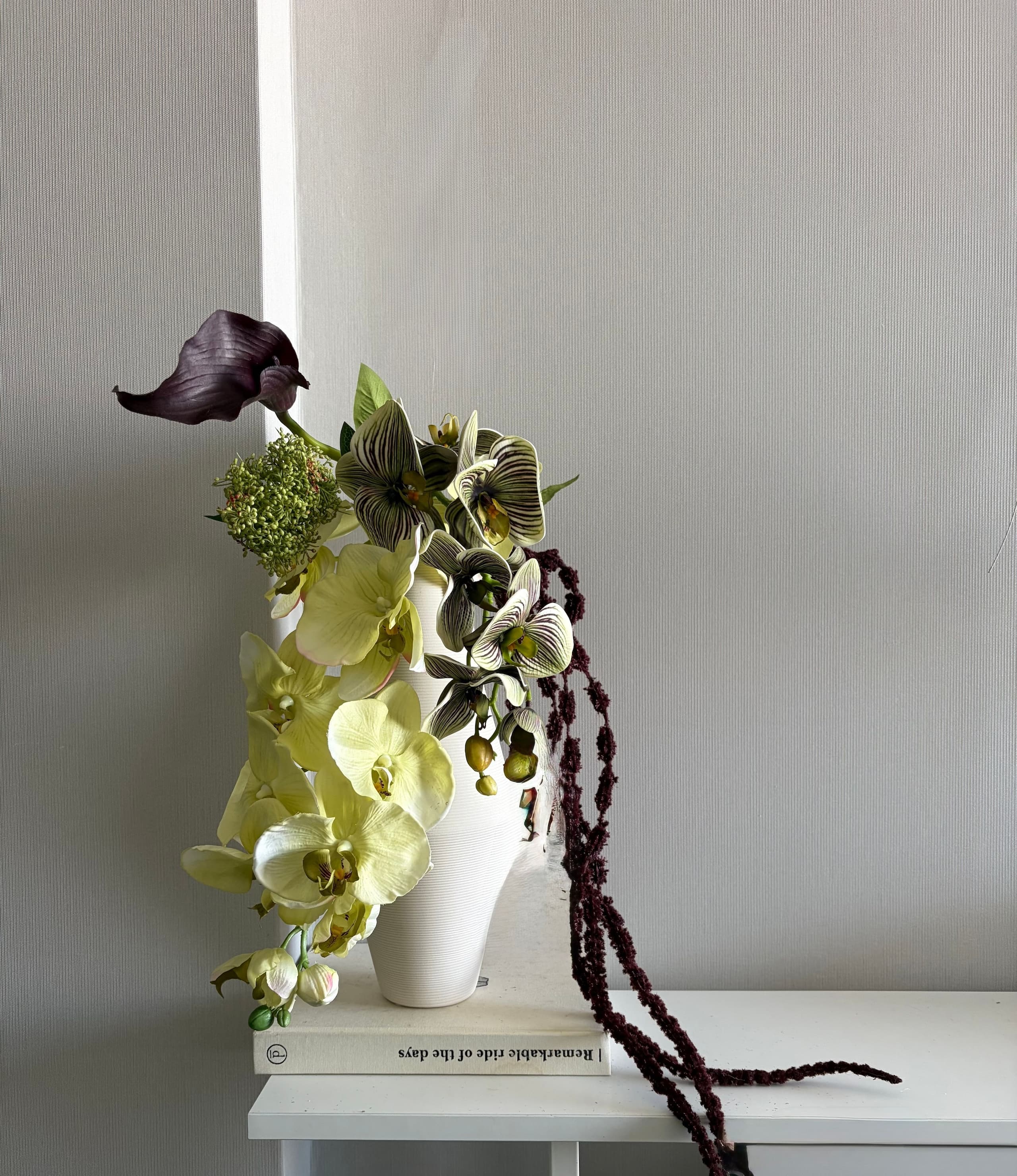 Botanical Object Series-빈티지 호접란 꽃다발 세트 가격 추이 소품가 Botanical Object Series-빈티지 호접란 꽃다발 세트 - 최저가 40,500원
