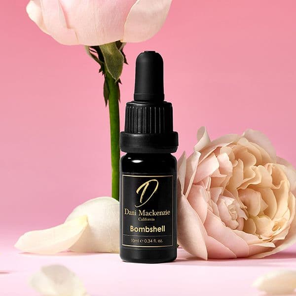 밤쉘 (Bombshell) 오일 퍼퓸 / 10ml 가격 추이 대니멕켄지 밤쉘 (Bombshell) 오일 퍼퓸 / 10ml - 최저가 53,000원